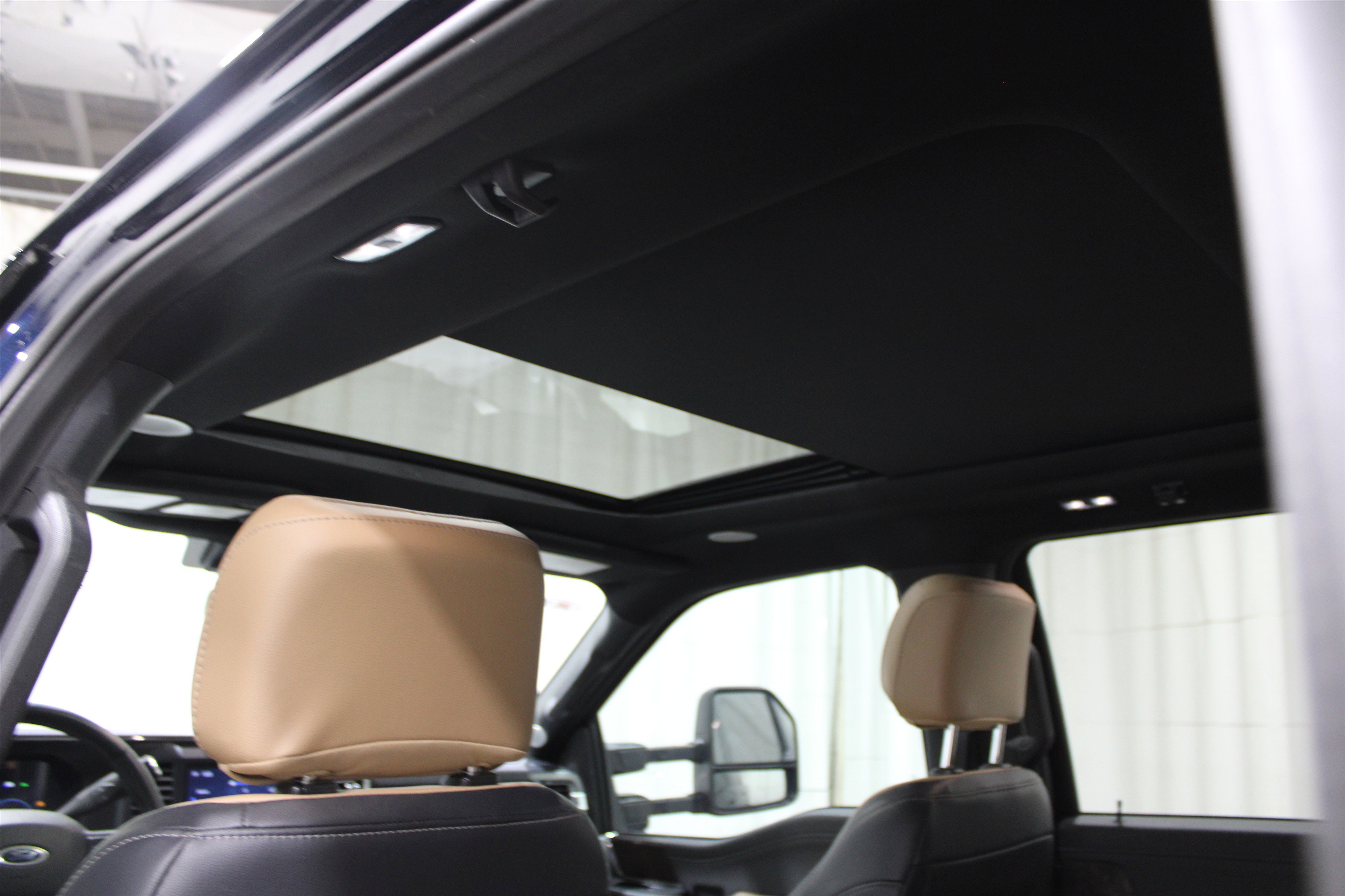 Used 2023 Ford F250 Lariat w/ Lariat Ultimate Package image 21