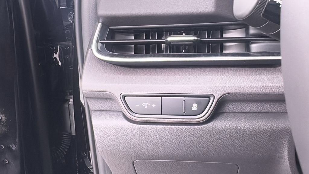 New 2026 Kia Carnival EX FWD image 33