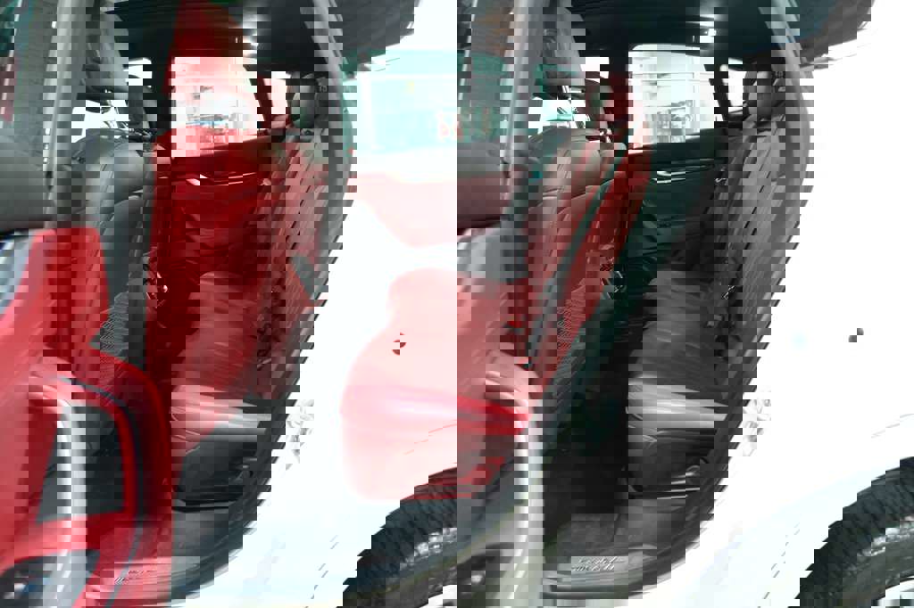 Used 2017 Maserati Levante S image 20