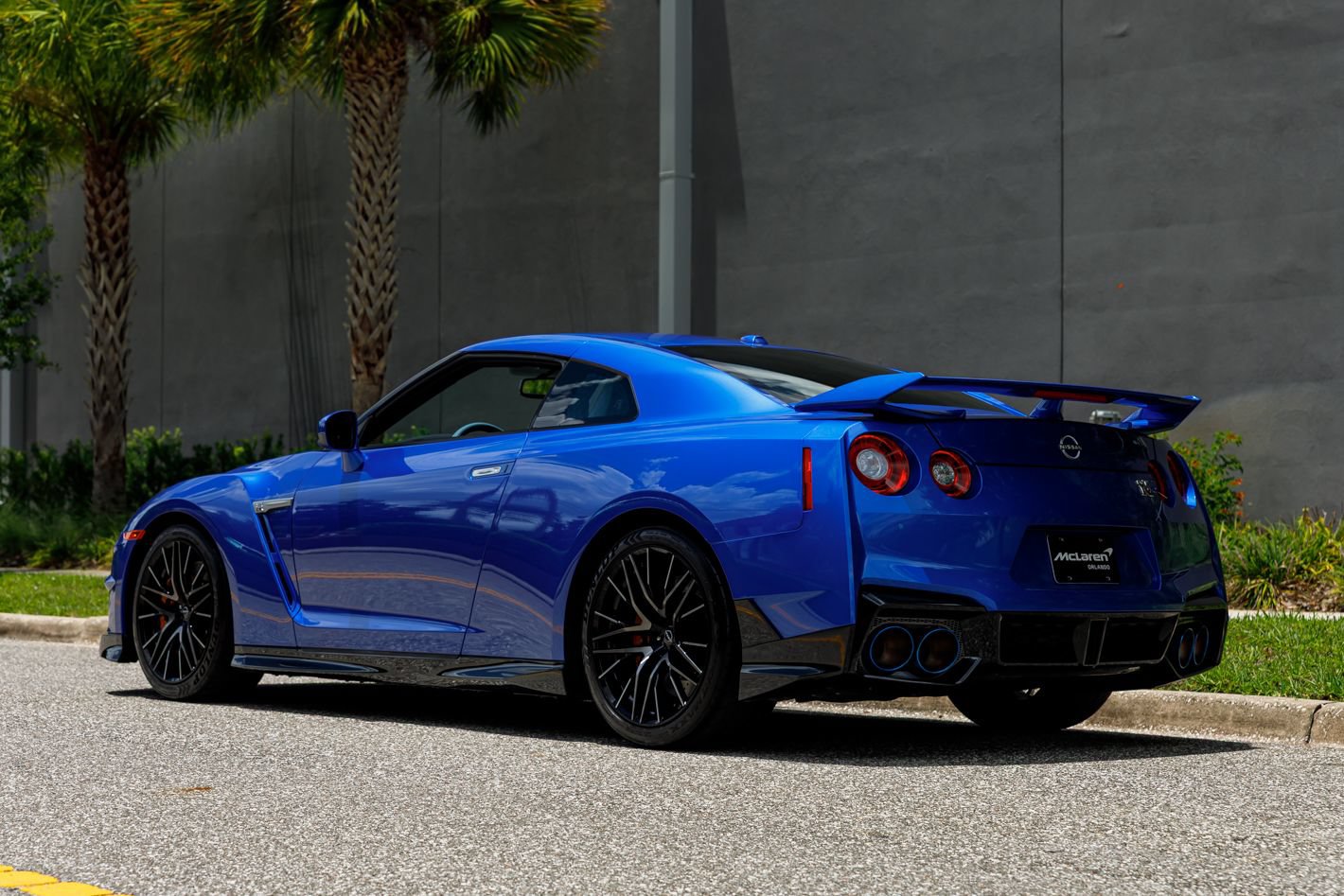 Used 2024 Nissan GT-R AWD/4WD image 26