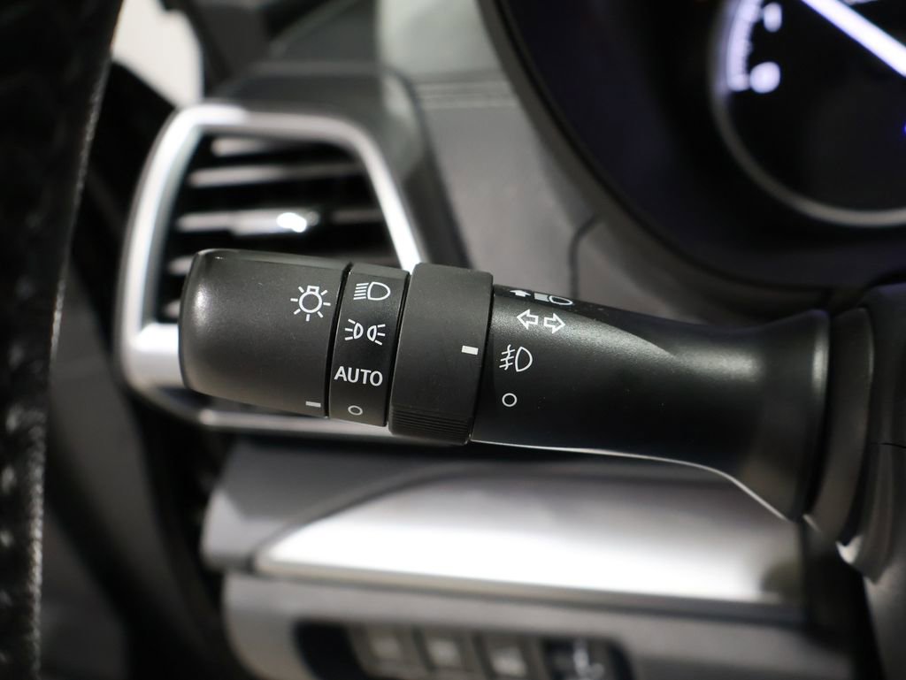 Used 2023 Subaru Forester Premium image 36