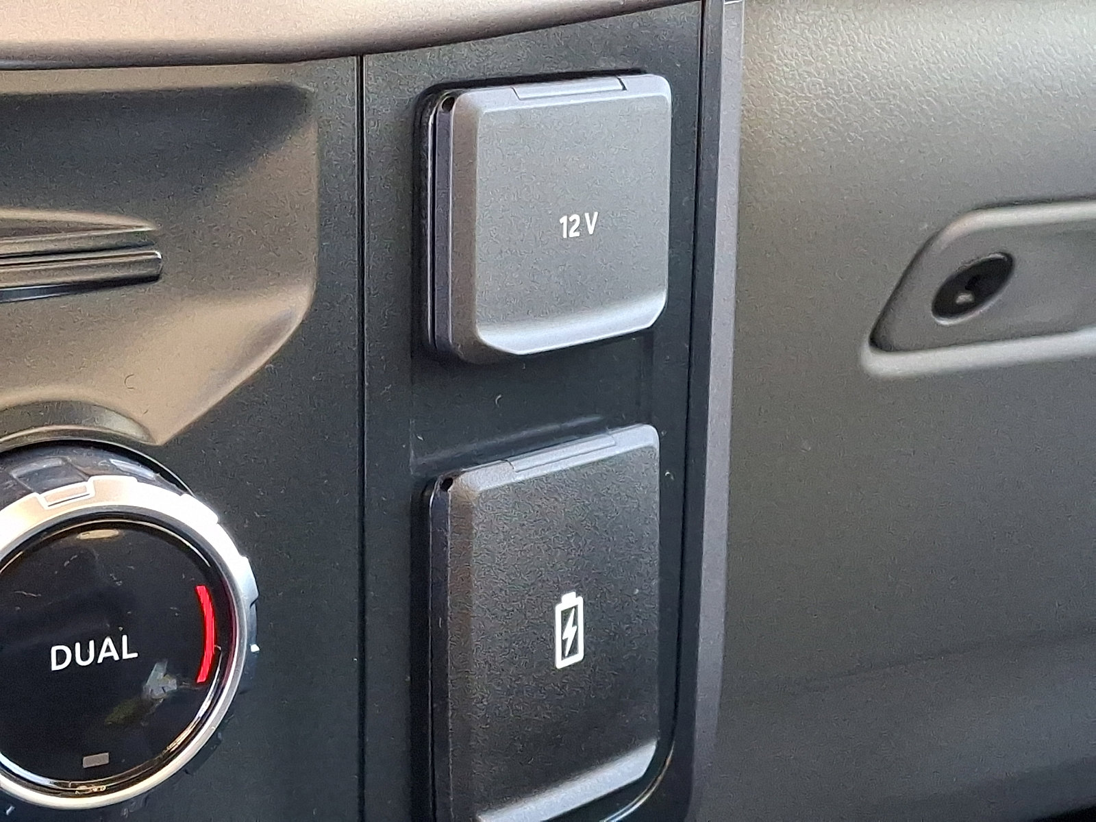 Used 2024 Ford F150 XLT image 27