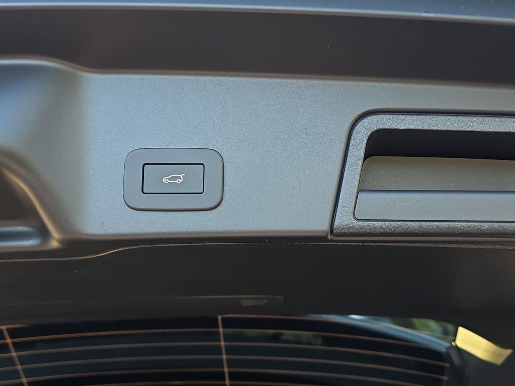 New 2026 Land Rover Range Rover Evoque S AWD/4WD image 13