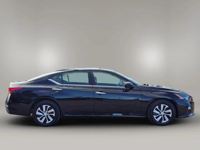 Used 2022 Nissan Altima 2.5 S FWD image 4