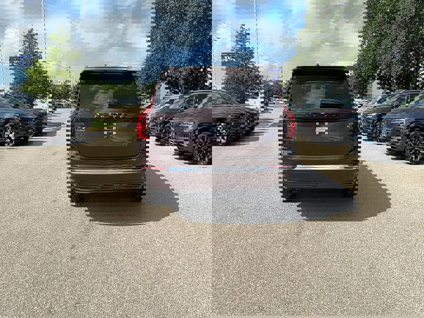 New 2026 Volvo XC90 B5 Core image 6