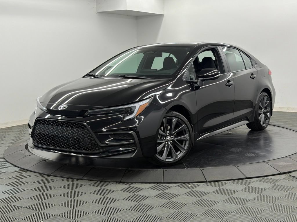 Certified 2026 Toyota Corolla SE FWD image 3