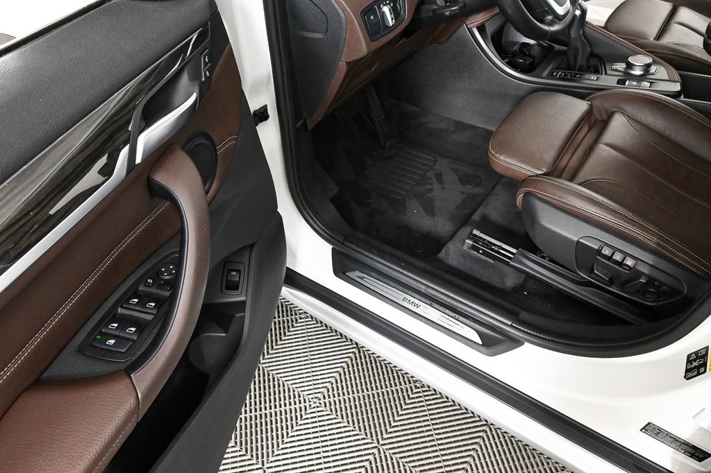 Used 2019 BMW X1 xDrive28i image 7