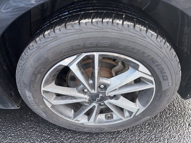 Used 2024 Kia Forte LXS image 28