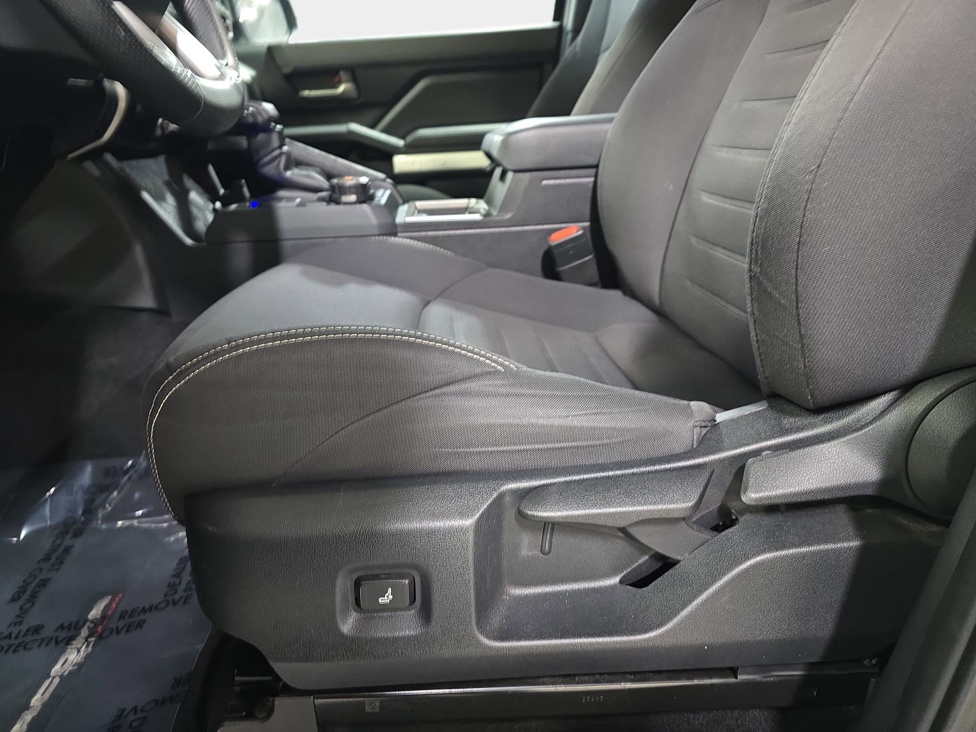 Used 2024 Toyota Tacoma TRD Off-Road image 28