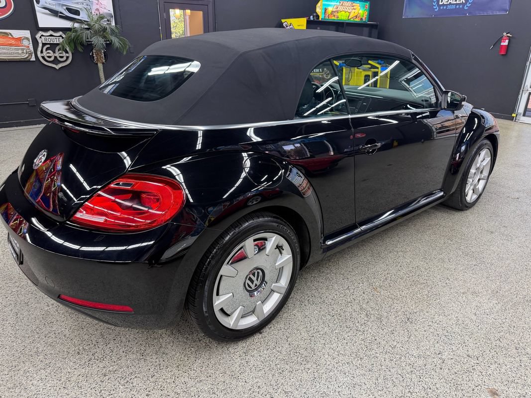 Used 2014 Volkswagen Beetle 1.8T FWD image 5