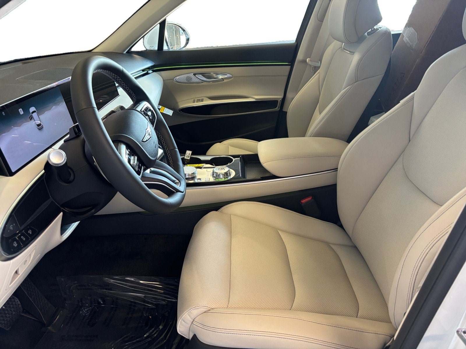 New 2026 Genesis GV70 2.5T AWD/4WD image 9