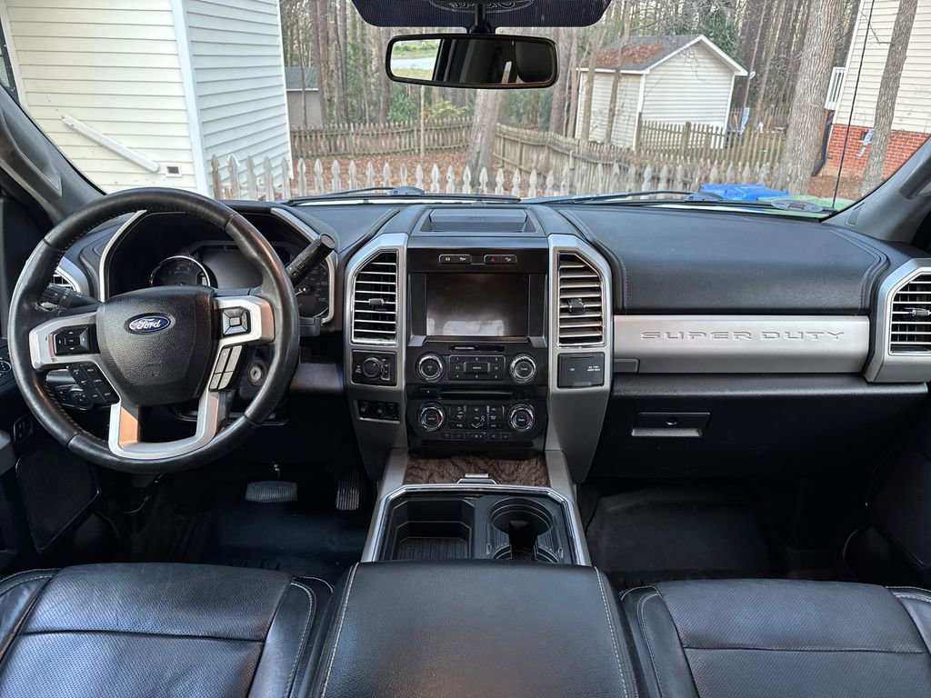 Used 2017 Ford F250 Lariat w/ Lariat Value Package AWD/4WD image 31