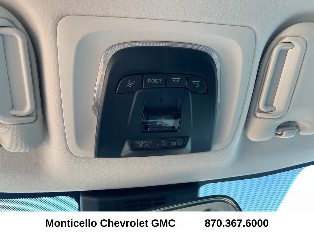 Used 2025 Toyota Corolla LE image 21