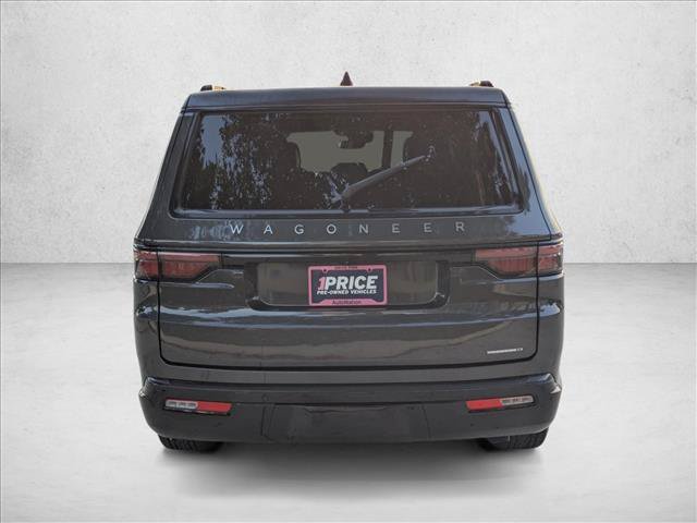Used 2022 Jeep Wagoneer Series II RWD image 6