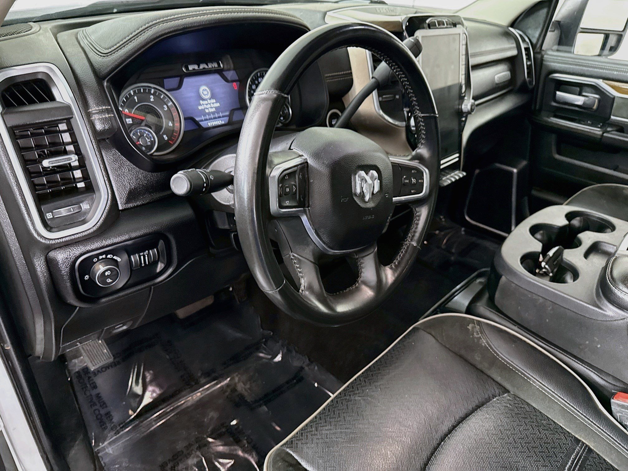 Used 2024 RAM 2500 Laramie AWD/4WD image 22