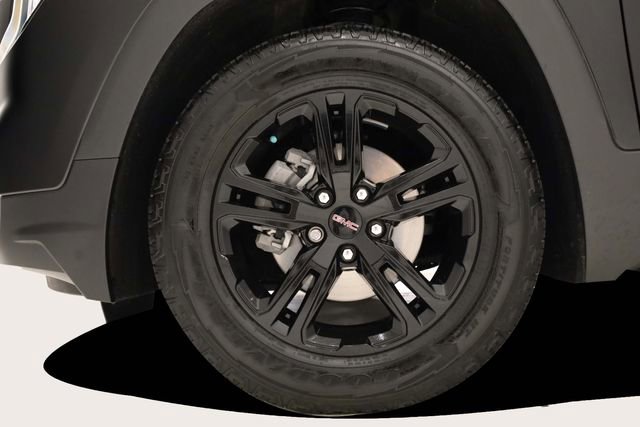 Used 2024 GMC Terrain AT4 w/ Infotainment Package II image 9