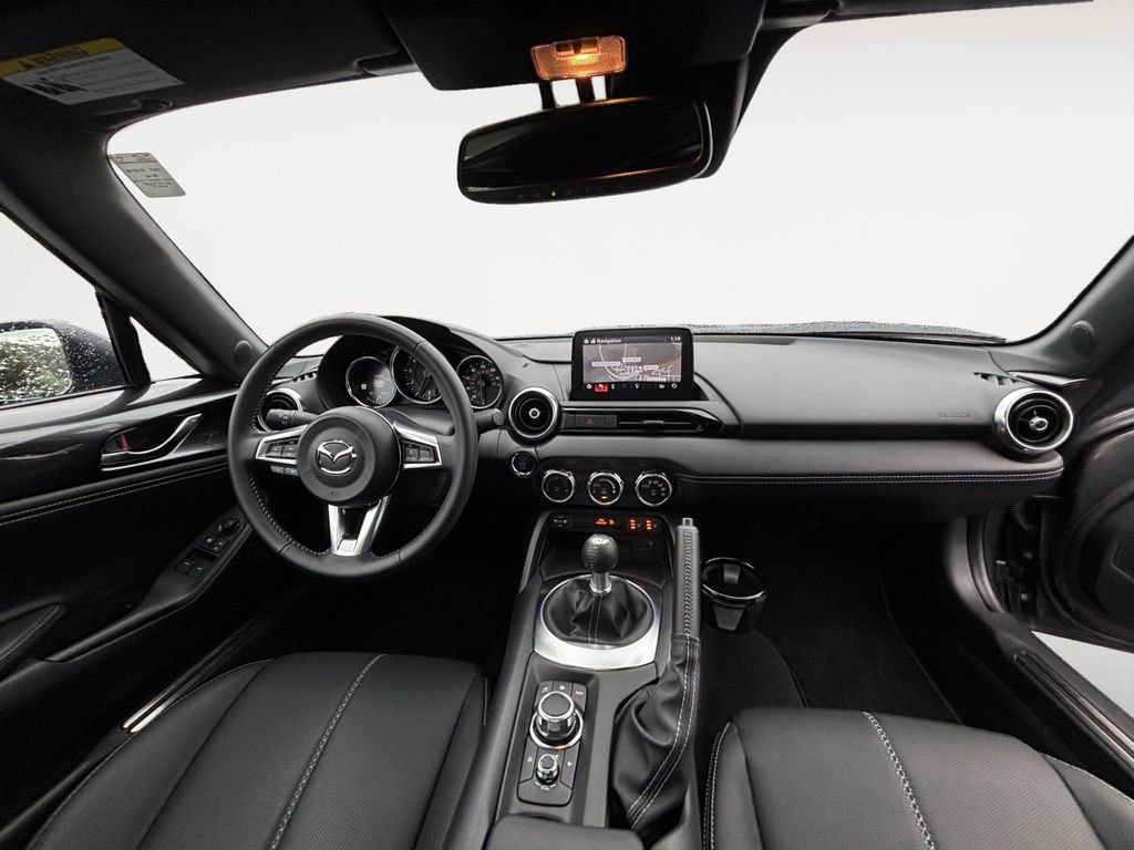 Used 2023 MAZDA MX-5 Miata Grand Touring RWD image 12