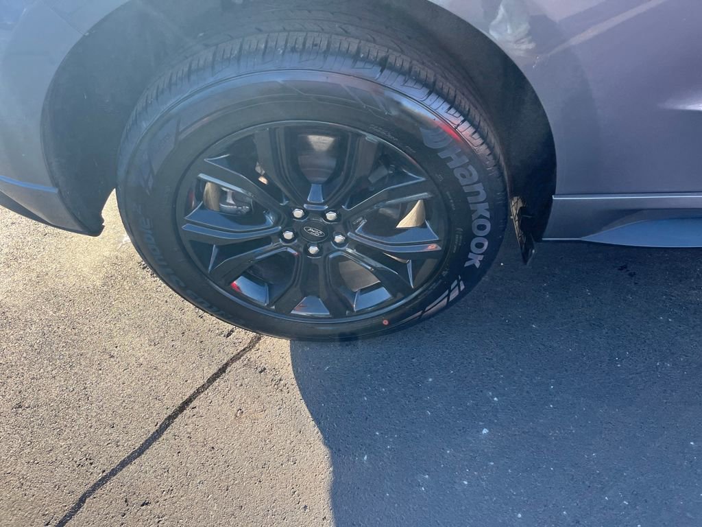 Used 2024 Ford Edge SE w/ Black Appearance Package image 31