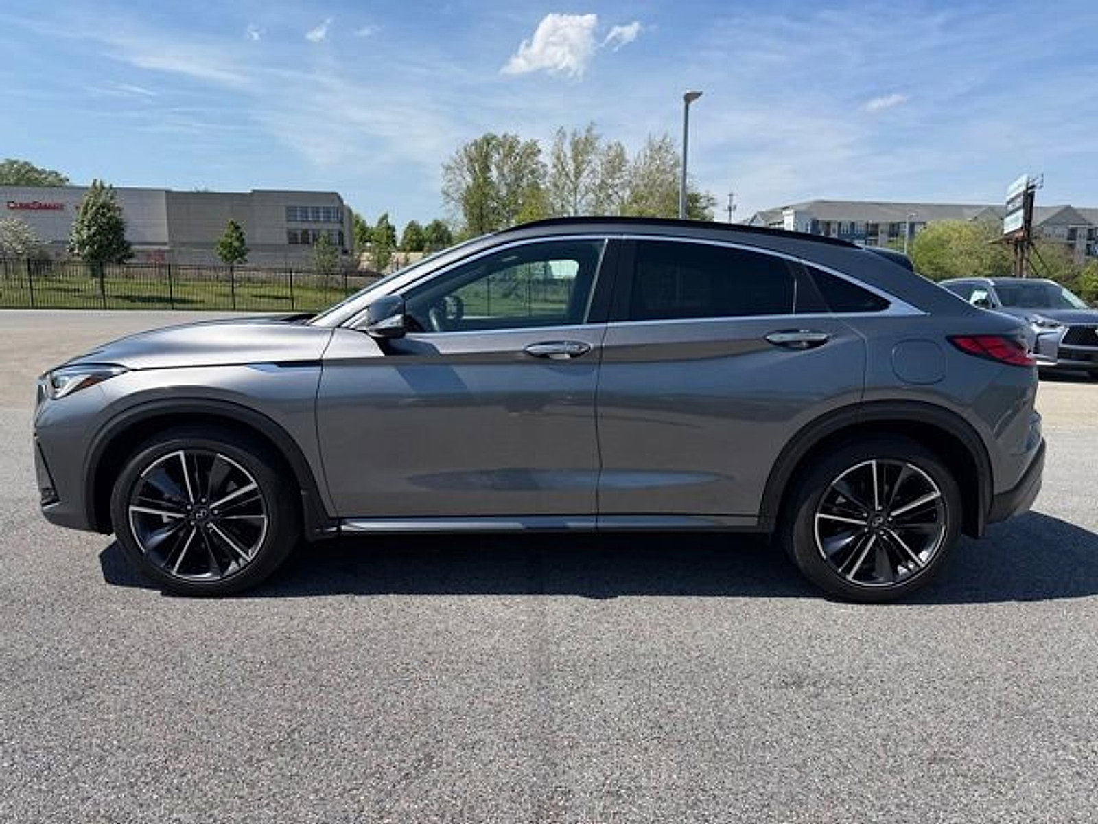 Certified 2023 INFINITI QX55 Luxe w/ Cargo Package AWD/4WD image 4