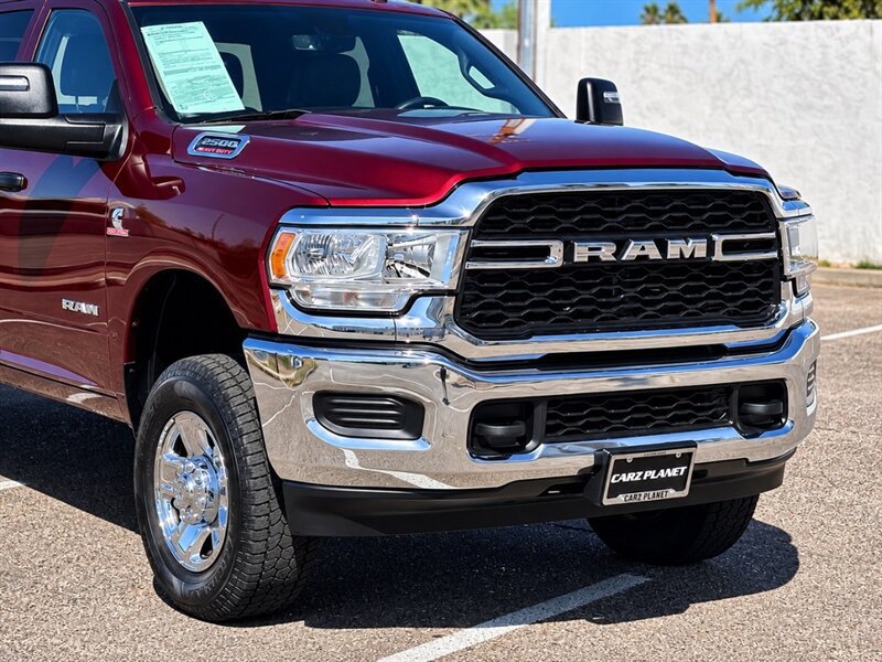 Used 2024 RAM 2500 Tradesman w/ Chrome Appearance Group AWD/4WD image 10