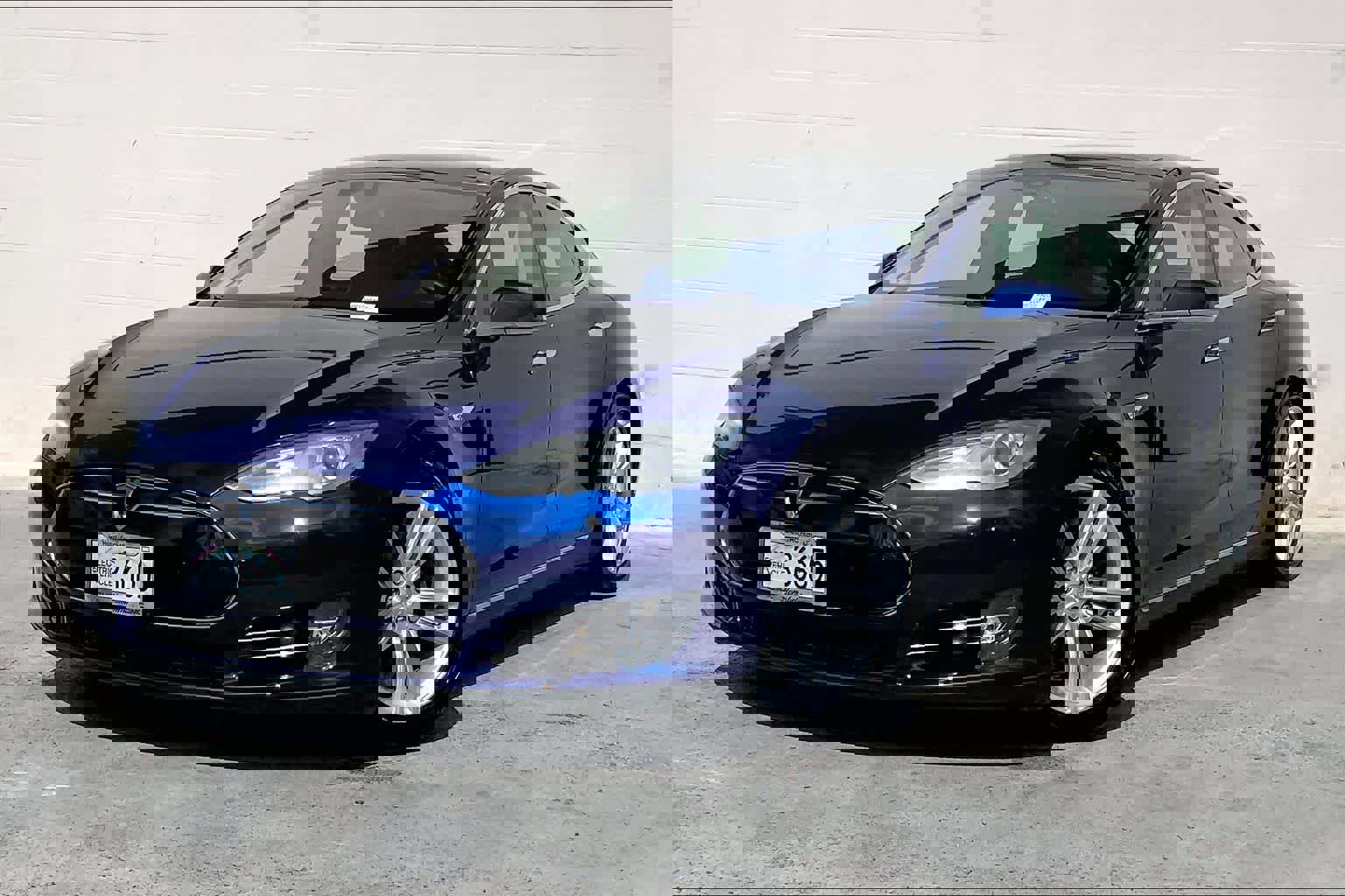 Used 2015 Tesla Model S 70D AWD/4WD image 1