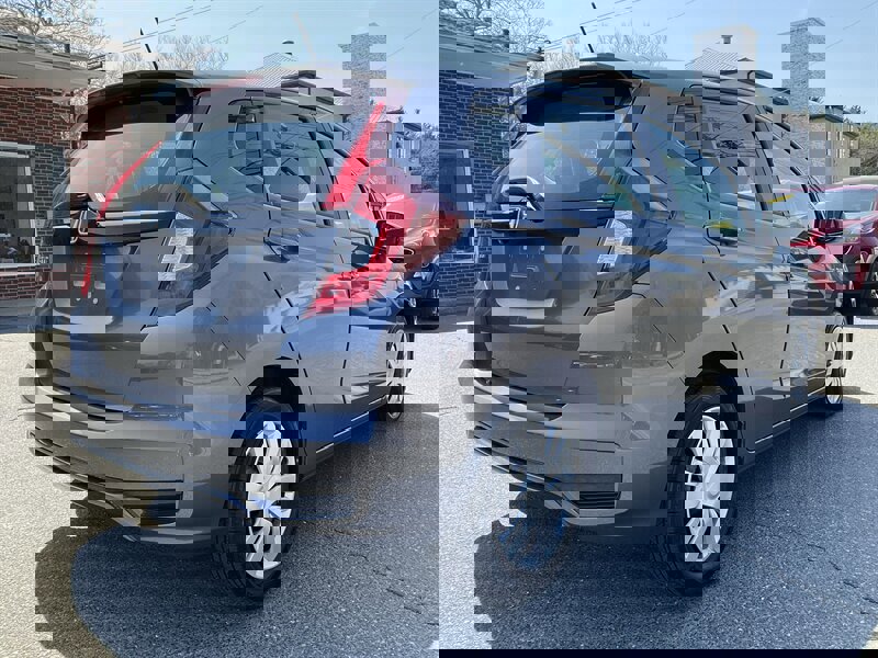 Used 2018 Honda Fit LX image 5