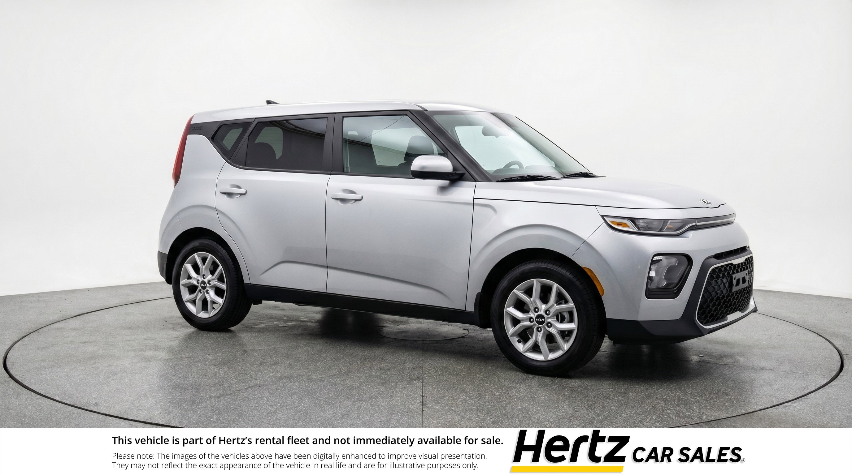 Used 2025 Kia Soul LX w/ LX Technology Package FWD image 1