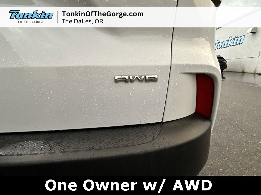 Used 2022 Ford Escape SE image 25