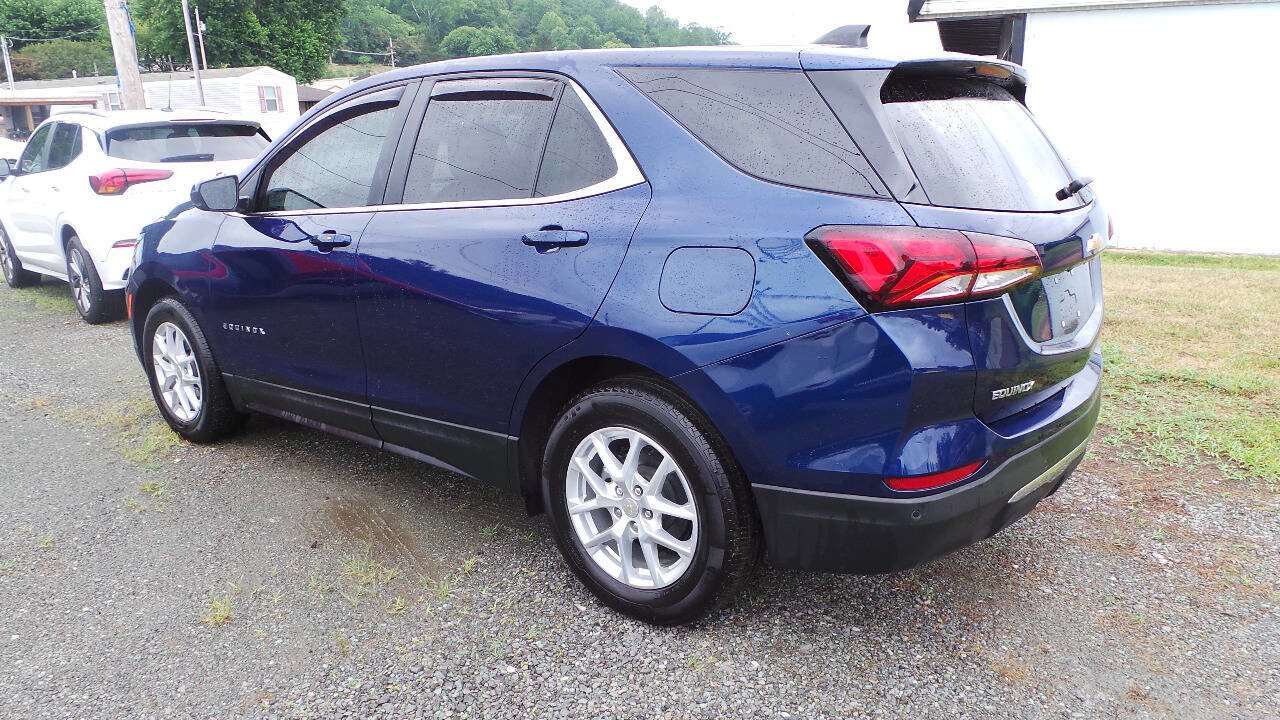 Used 2023 Chevrolet Equinox LT image 2