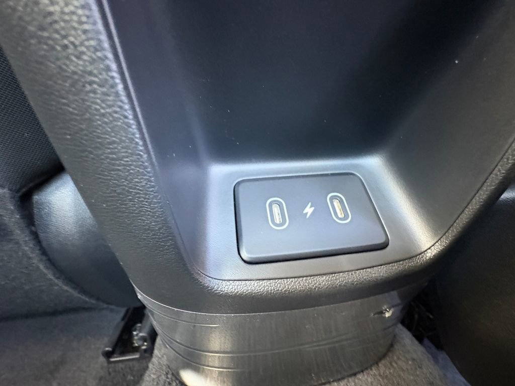 New 2026 Hyundai Elantra SE FWD image 17