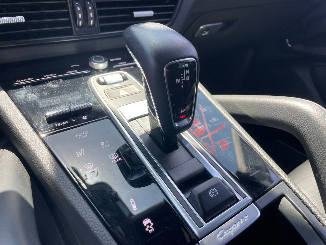 Used 2023 Porsche Cayenne Coupe AWD/4WD image 8