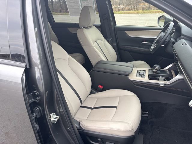 Used 2025 MAZDA CX-90 3.3 Turbo w/ Preferred Package image 13