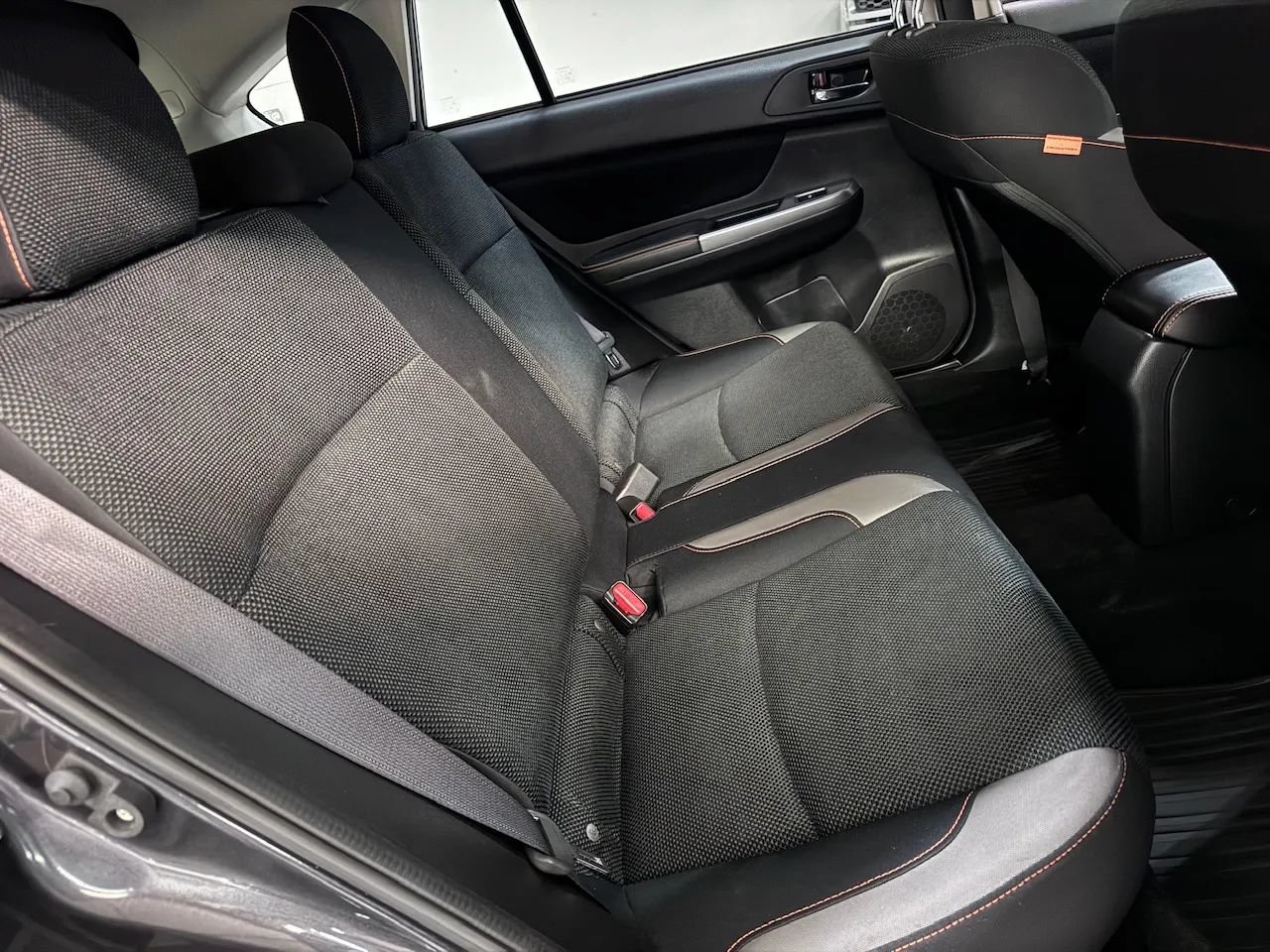 Used 2016 Subaru Crosstrek 2.0i Premium w/ Moonroof Package AWD/4WD image 18
