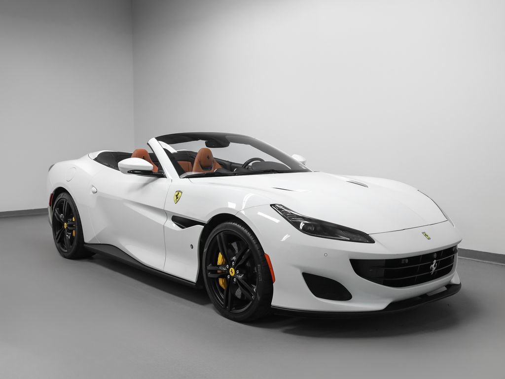 Certified 2019 Ferrari Portofino RWD image 18