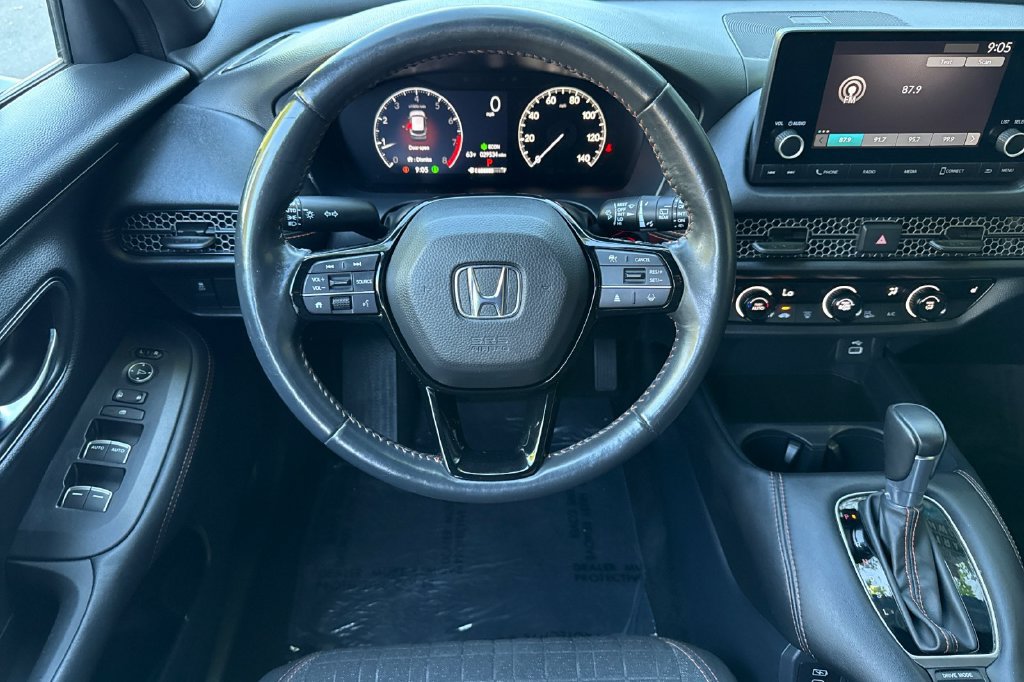 Certified 2025 Honda HR-V Sport image 11