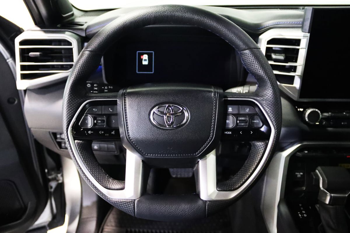 Used 2024 Toyota Tundra Platinum AWD/4WD image 41