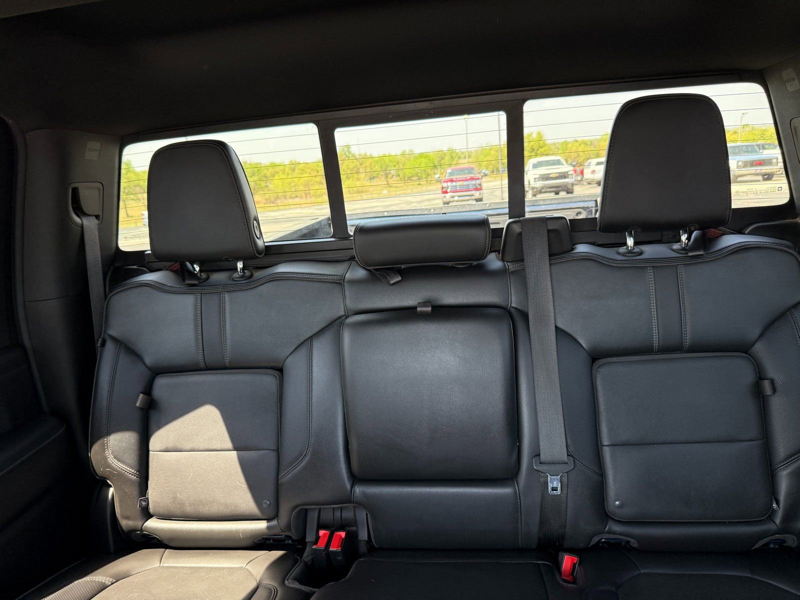 Used 2021 Chevrolet Silverado 2500 High Country w/ Technology Package image 27