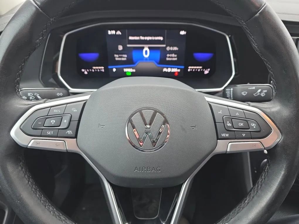Used 2023 Volkswagen Jetta SE FWD image 16