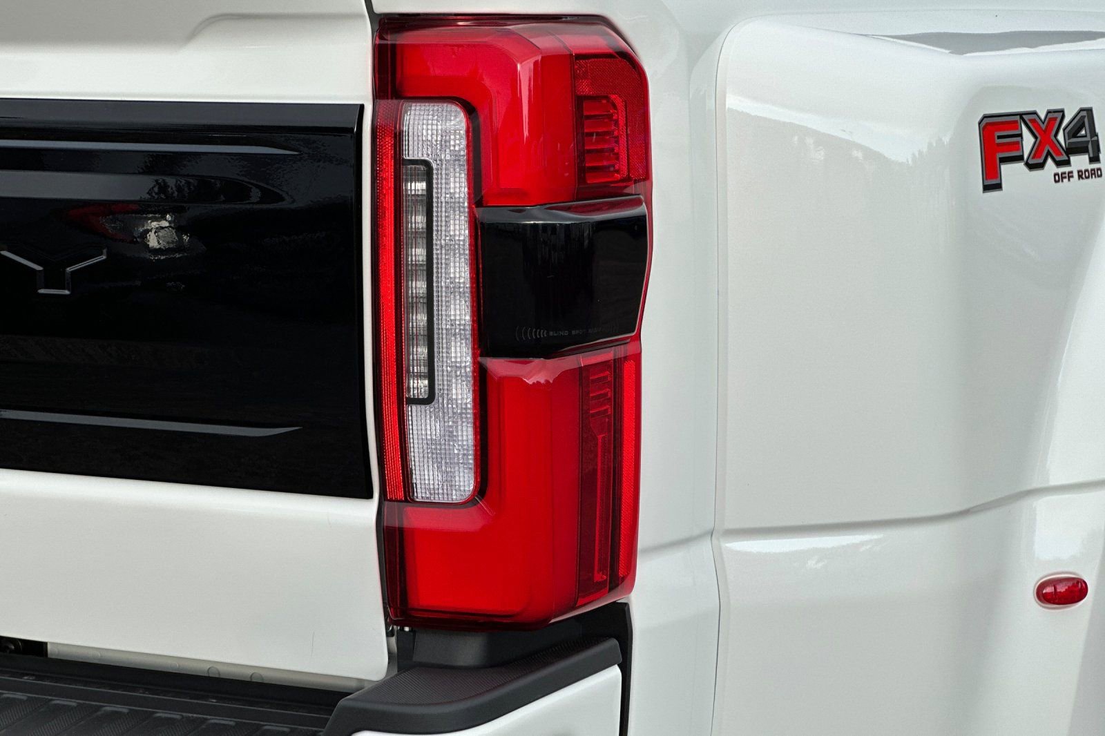 New 2026 Ford F350 Platinum image 25