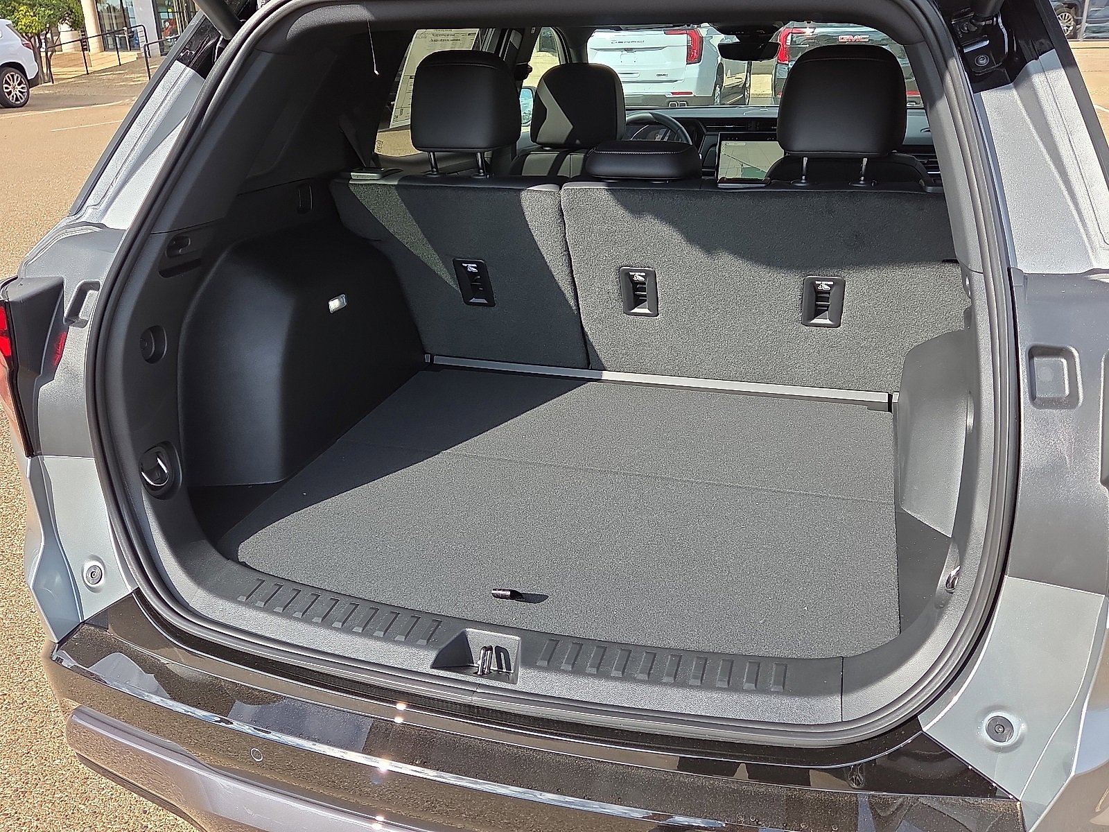 New 2026 GMC Terrain AT4 w/ Convenience Package III image 8