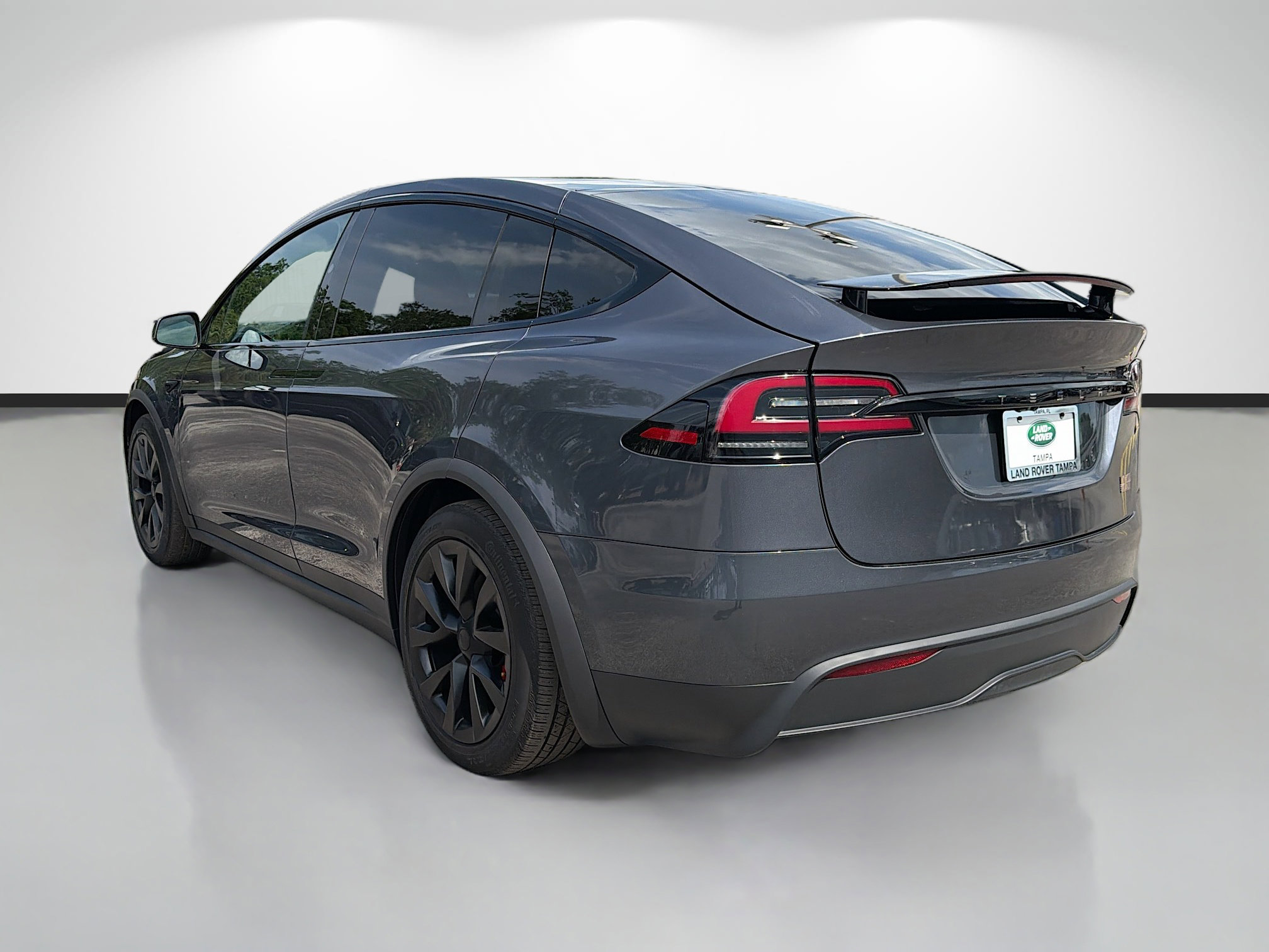 Used 2023 Tesla Model X Plaid AWD/4WD image 3