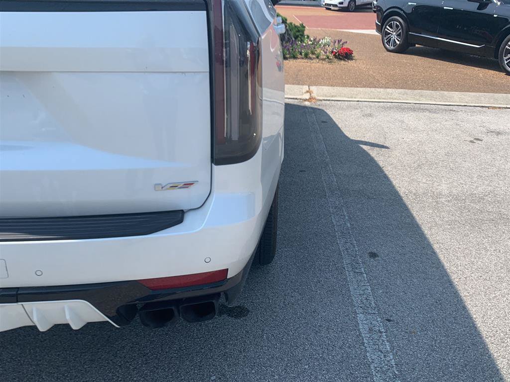 Certified 2024 Cadillac Escalade V w/ LPO, Floor Liner Package AWD/4WD image 6