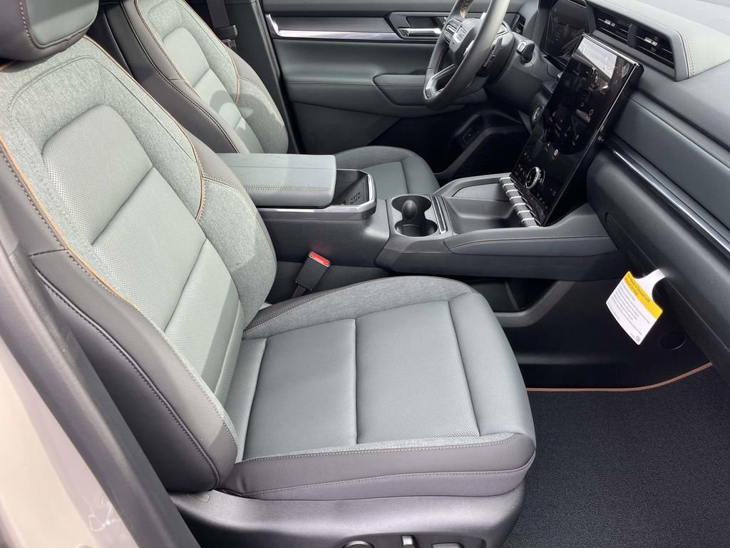 New 2026 GMC Terrain AT4 w/ Convenience Package III image 14