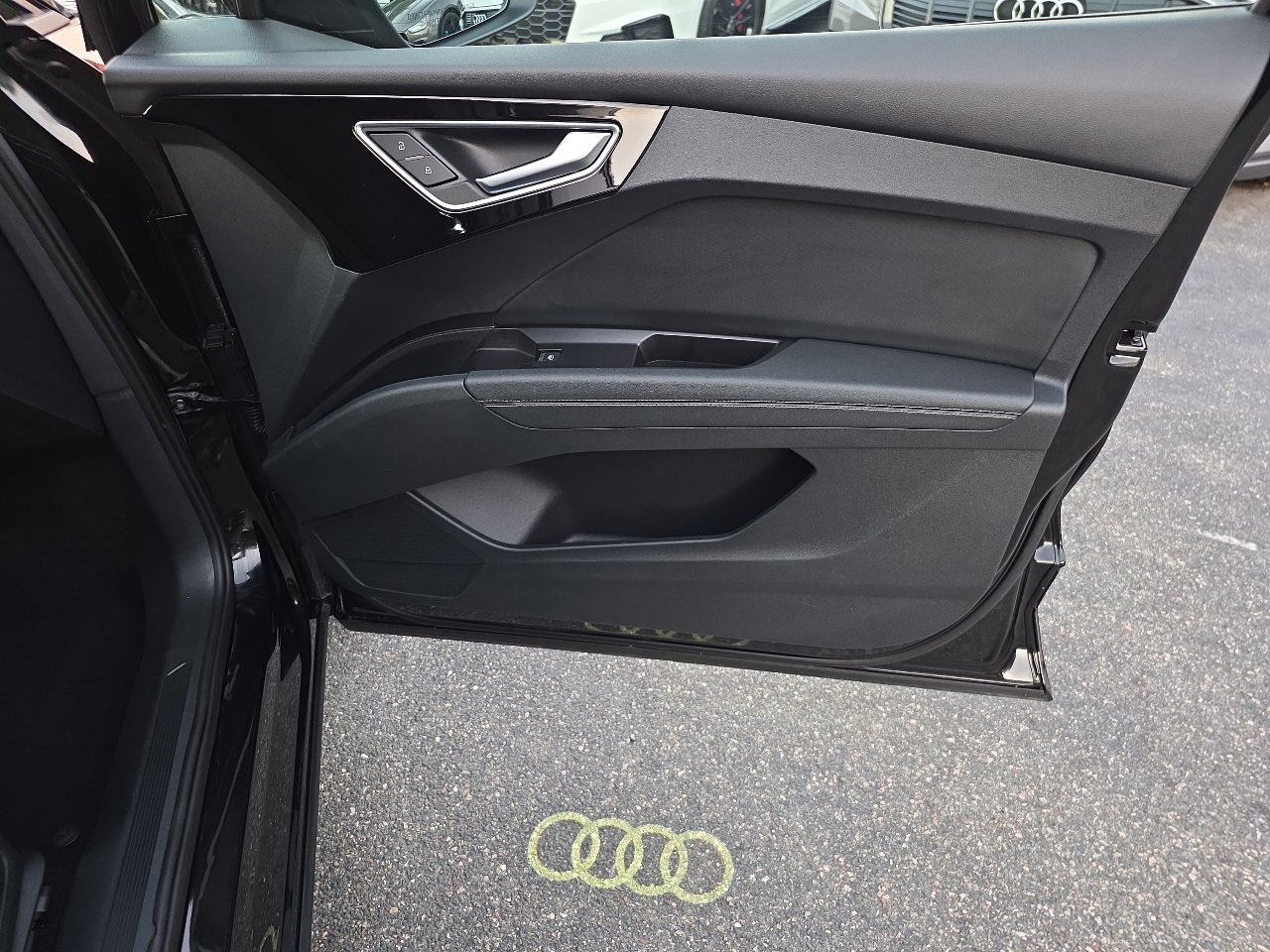 Used 2023 Audi Q4 e-tron Prestige w/ Black Optic Package image 36