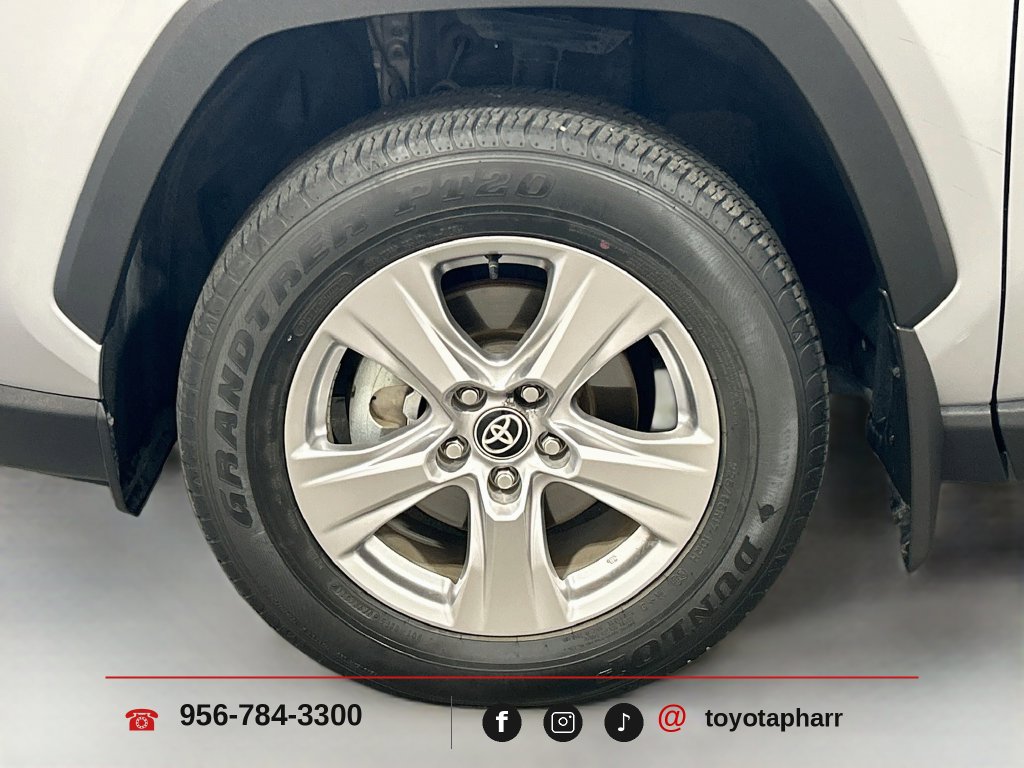 Used 2025 Toyota RAV4 XLE w/ Convenience Package FWD image 29