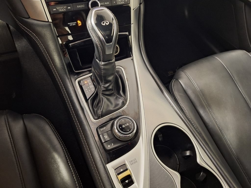 Used 2019 INFINITI Q60 3.0t Luxe AWD/4WD image 13