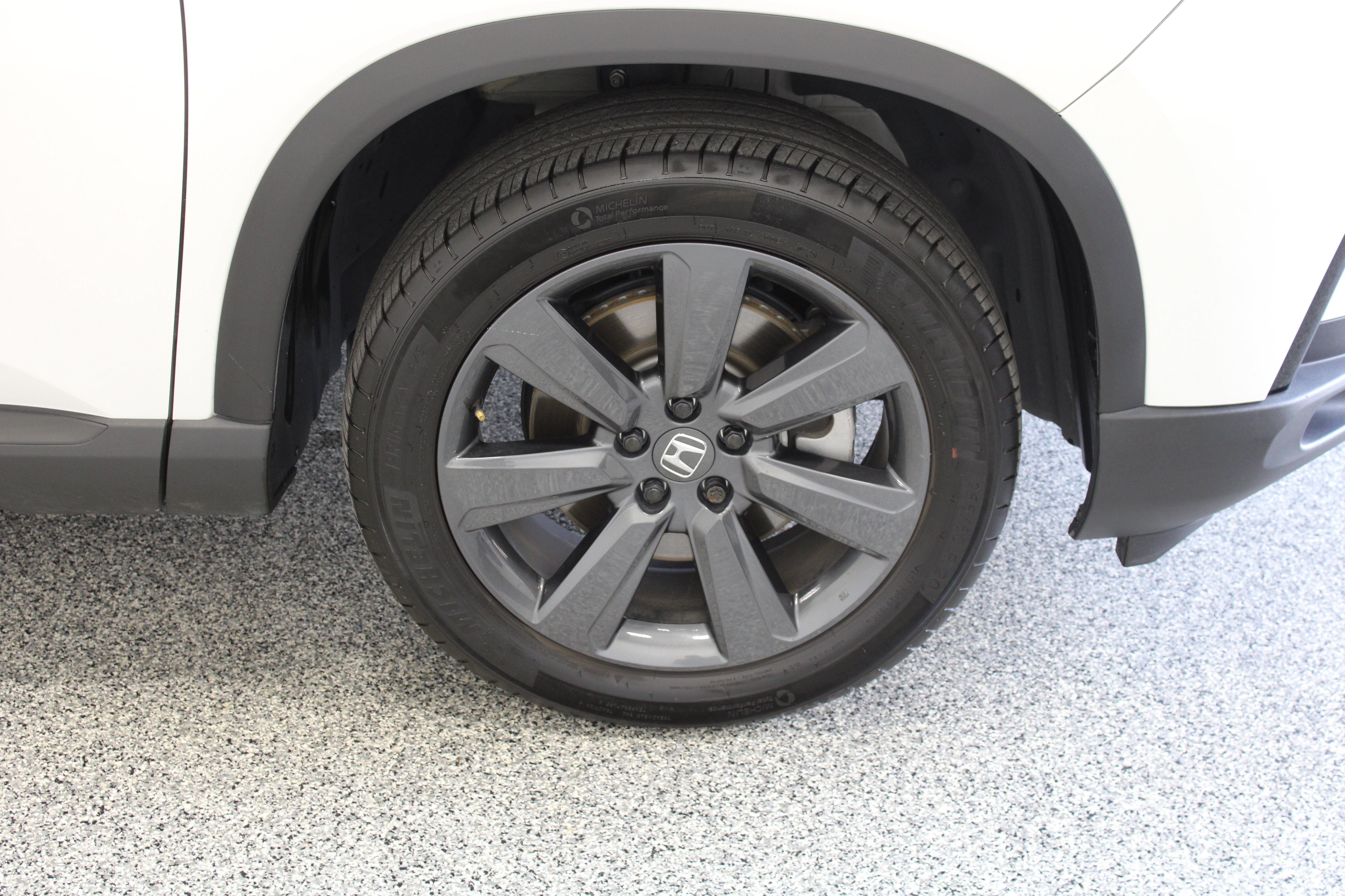Used 2025 Honda Pilot Sport image 5