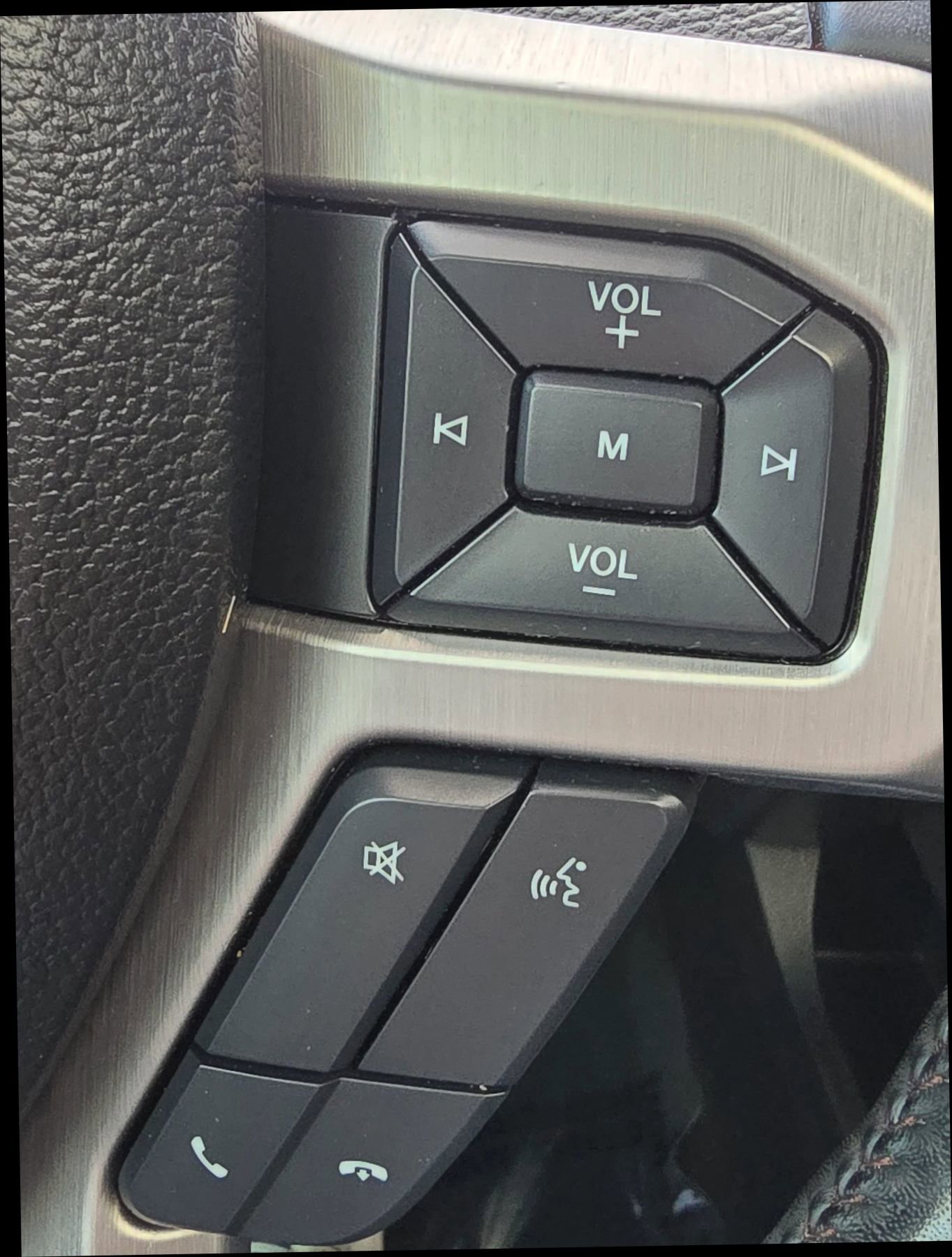 Used 2019 Ford F250 Platinum w/ Platinum Ultimate Package AWD/4WD image 26
