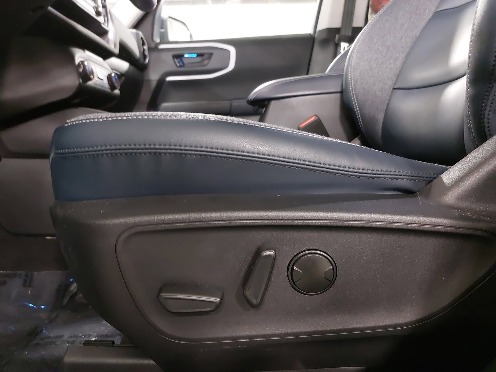 Used 2024 Ford Bronco Sport Outer Banks w/ Tech Package image 31