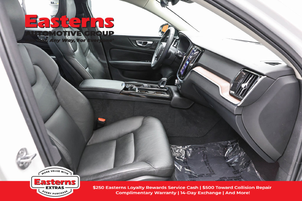 Used 2023 Volvo S60 T8 Plus AWD/4WD image 25